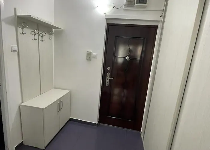 1 Circumvalatiunii Apartment